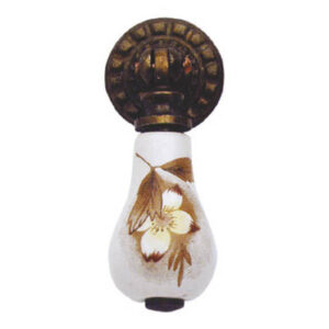 Pendente snodato e anticato bianco con fiore marrone